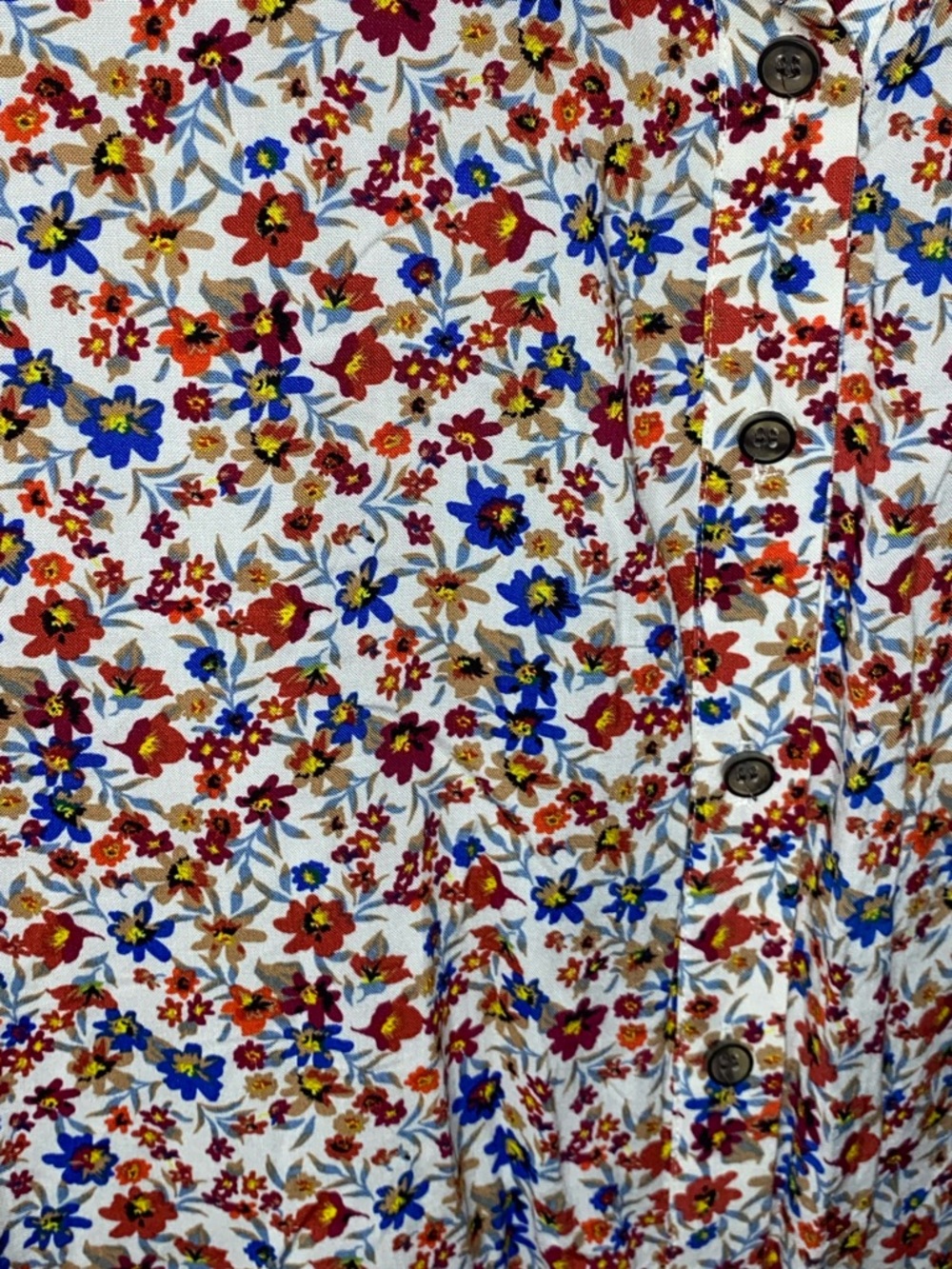 RILEY & RAE Women’s Floral Button Down Blouse - Picture 3 of 6